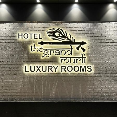 Hotel The Grand Murli Surat Bagian luar foto