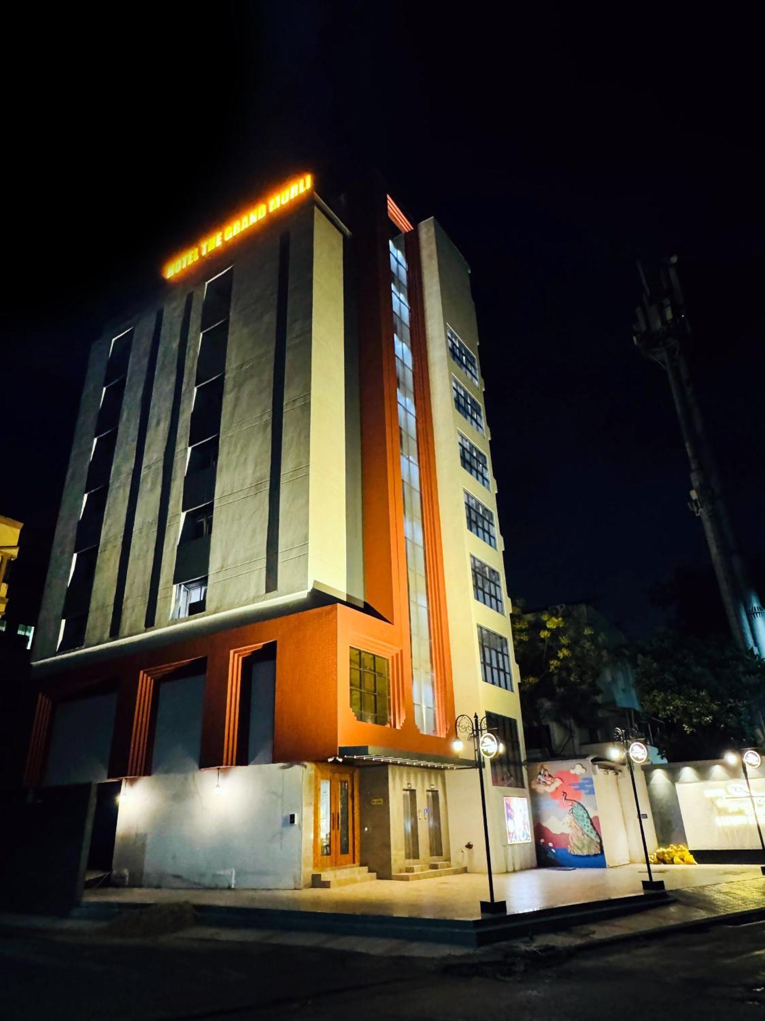 Hotel The Grand Murli Surat Bagian luar foto